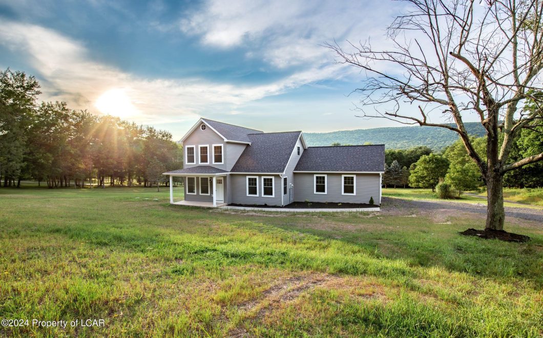 Button Real Estate - 1075 Scotch Valley Drive